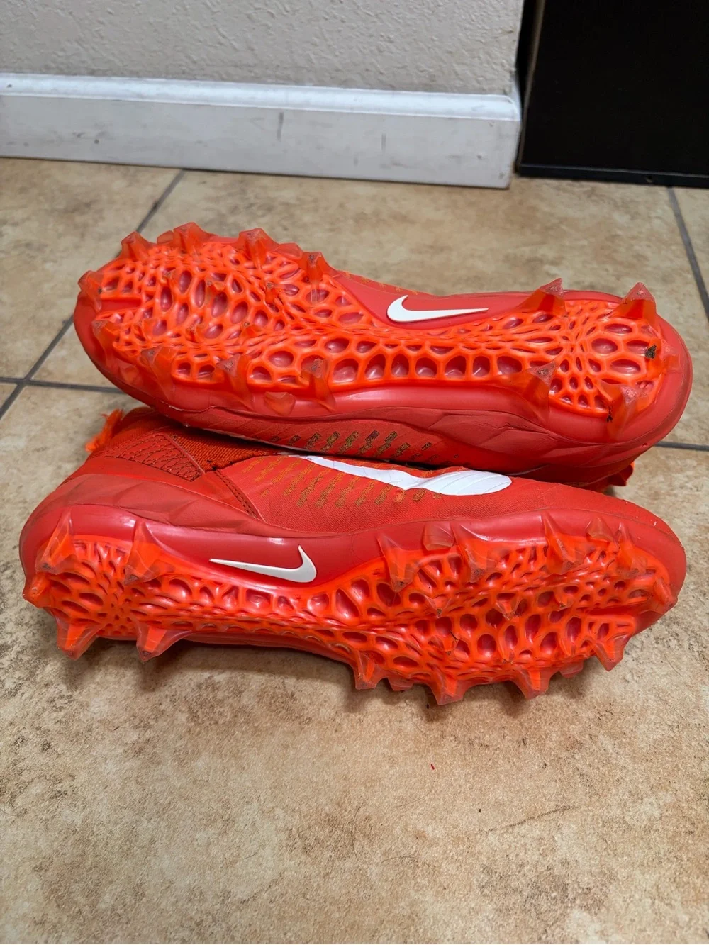 Nike Alpha Pro 2.0 Football Cleats